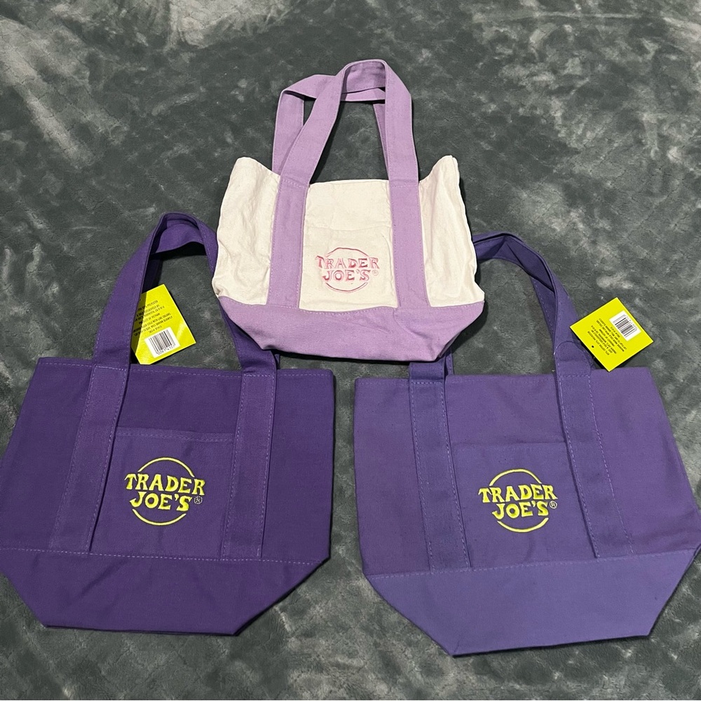 Trader Joe's Purple and Cream Tote Bag Trio 3 shades‎ of purple